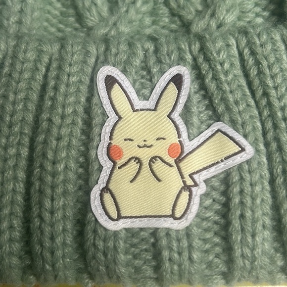 Youth Pokémon Pikachu Green and White Cable Knit Beanie with Pom Pom, Sz. OSFM - Picture 4 of 8